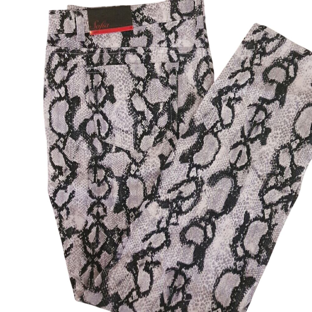 Sofia by Sofia Vergara Black and White Skinny Jeans